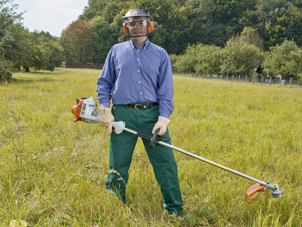 : Step 13 of 14: Off you go!The brushcutter is now ready for use.