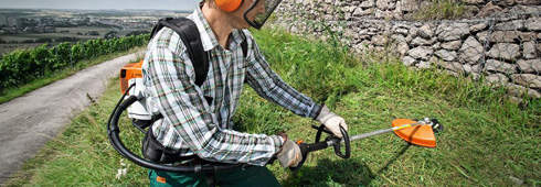 Handling a brushcutter